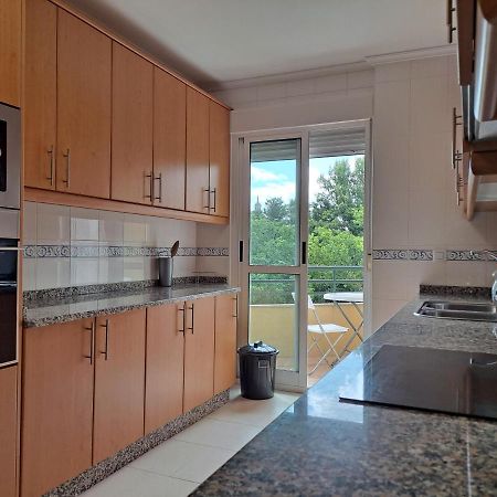 Apartamento Con Vistas, Amplio Y Luminoso Monforte De Lemos Eksteriør bilde