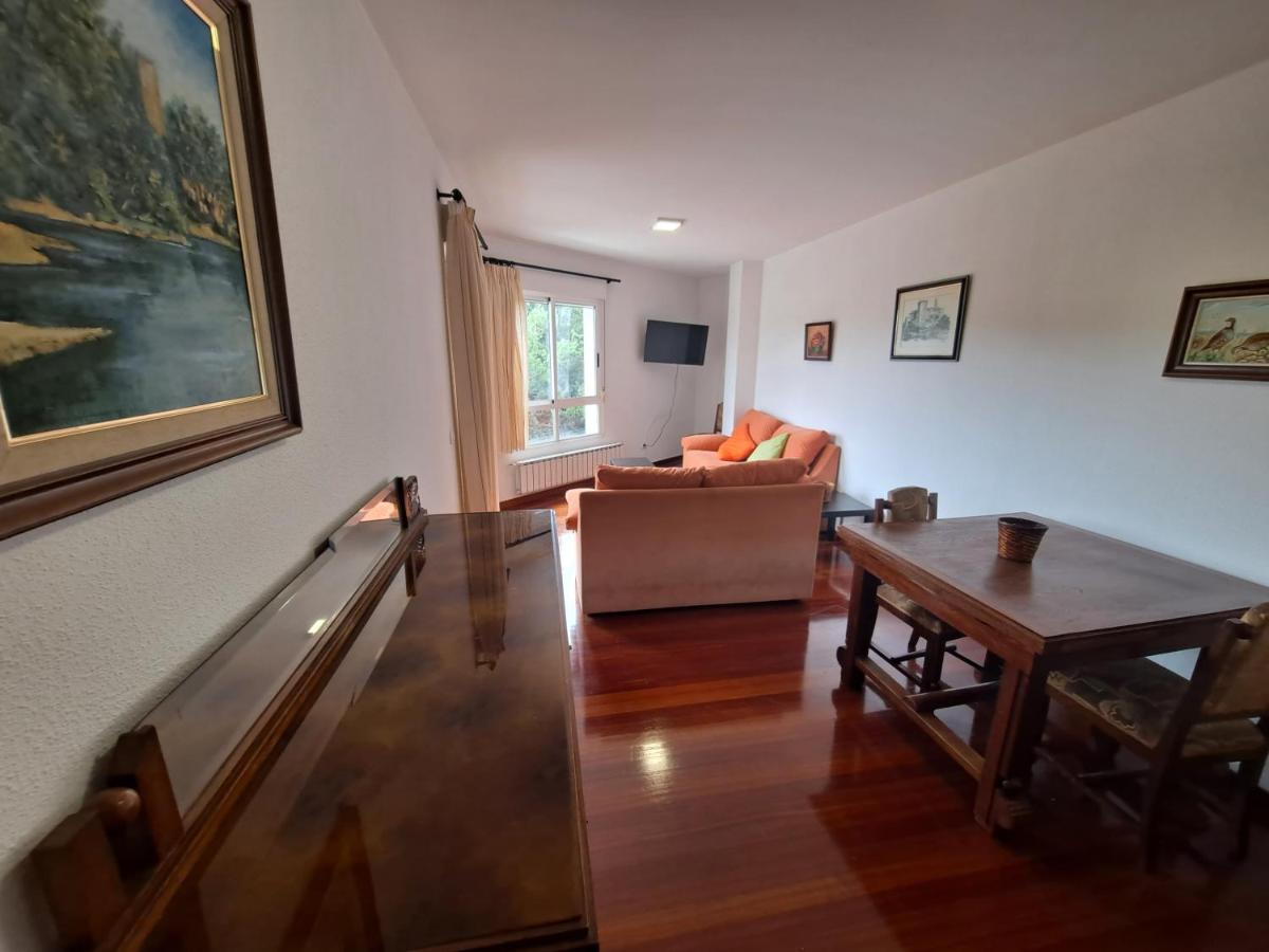 Apartamento Con Vistas, Amplio Y Luminoso Monforte De Lemos Eksteriør bilde